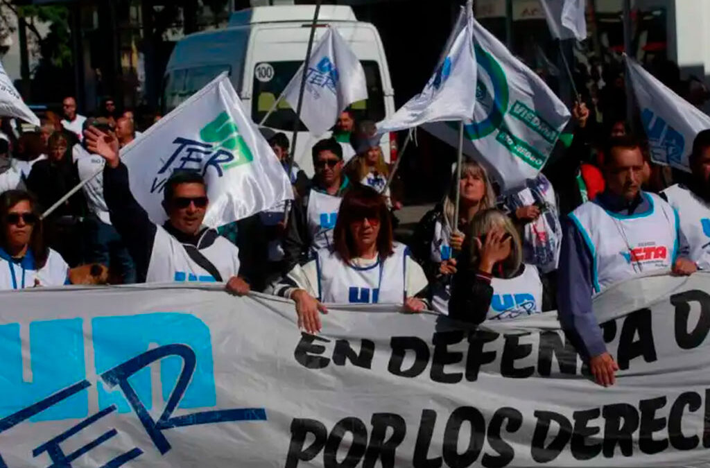 Posteo del comisario que reivindica a la dictadura tras la victoria de Milei: «es aberrante» sostiene Unter