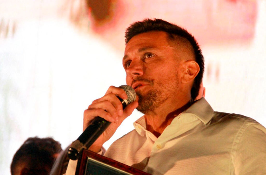 Brey defendió a Aerolíneas y aseguró que “está saliendo adelante y saneando sus finanzas”