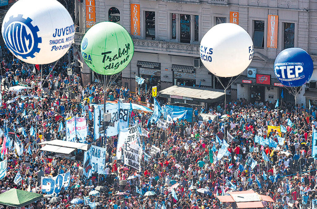 Sergio Palazzo: «Si se da marcha atrás con la quita de Ganancias habrá reacción gremial»