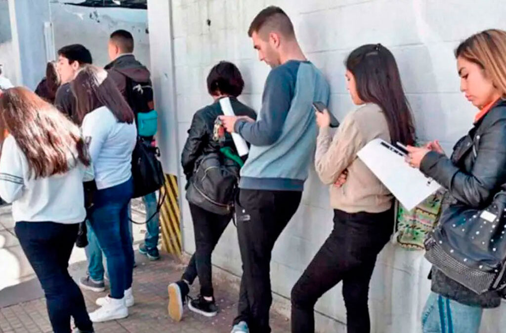 Argentina tiene la peor expectativa de empleo del mundo para 2024: cuáles son los motivos, según un estudio