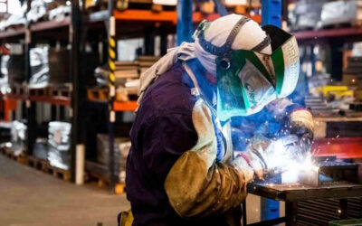 Los principales puntos de la reforma laboral: golpe a los sindicatos y límites a los paros