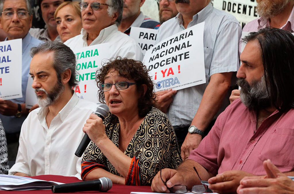 CTERA exigió la continuidad de la Paritaria Nacional Docente y rechazó el “ajustazo” del gobierno