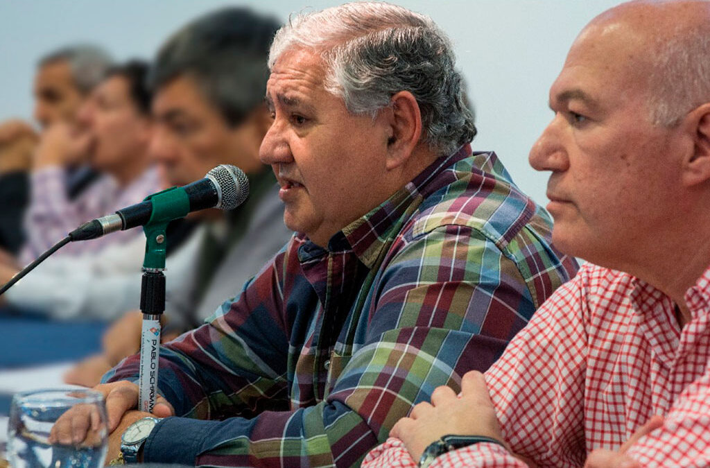 Luz y Fuerza ratificó el paro en la rama Generación y sumó a la rama Transporte de Energía Eléctrica