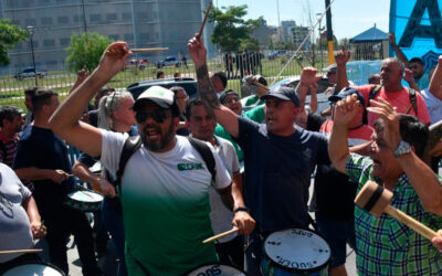 Despidos: la marca de la era Milei se expande también en las provincias