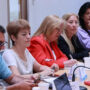 El gobierno de Kicillof reanudó la paritaria con los gremios docentes y estatales, pero no hubo un ofrecimiento.