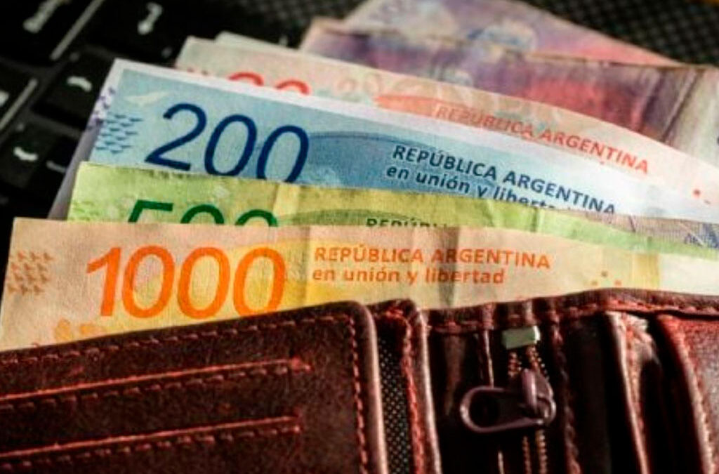 Un gremio acordó dos aumentos para enero y febrero y llevó el salario básico a $ 460.000: qué trabajadores lo cobran