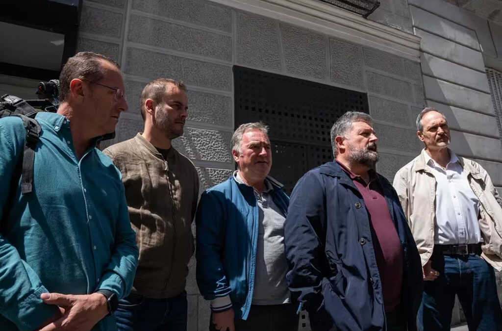 Sindicatos y Ministerio arrancan hoy las negociaciones para zanjar el conflicto de los funcionarios de Justicia