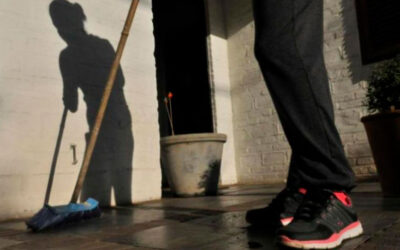 Milei terminó con el programa Registradas, que impulsaba la formalización de las trabajadoras de casas particulares