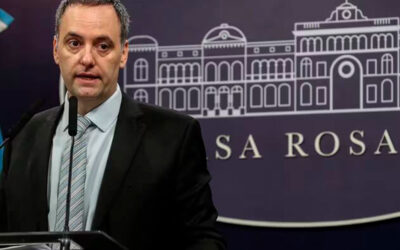 El Gobierno evalúa descontar el día a los empleados estatales que se sumen al paro general que impulsa la CGT