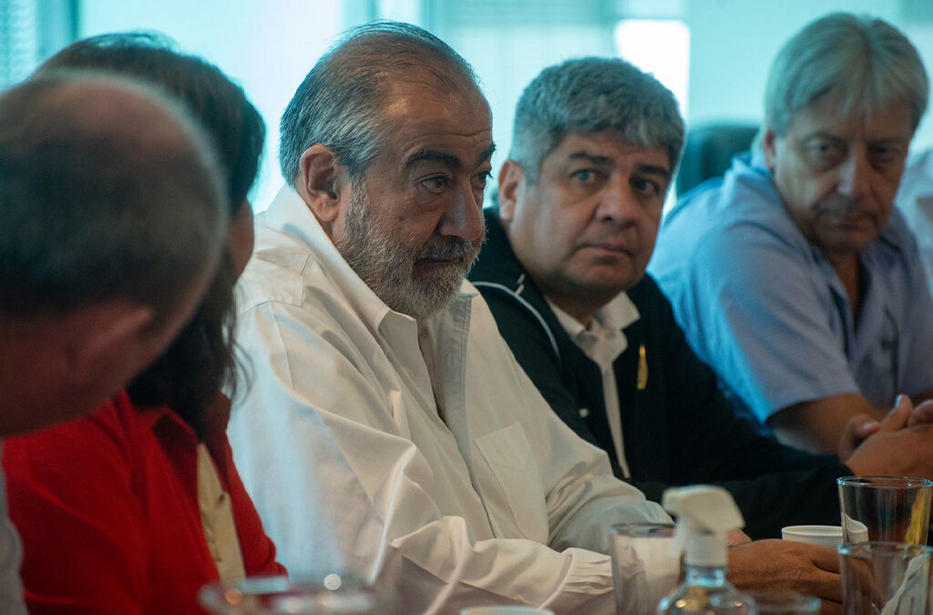 La CGT dialoga con diputados en busca de adhesiones contra el DNU y la ley ómnibus