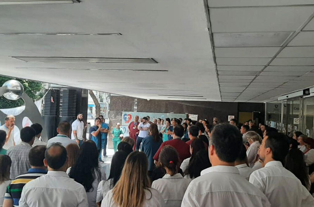 Trabajadores de la Fundación Favaloro denuncian una «situación salarial angustiante»