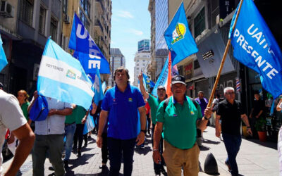 La UATRE para y moviliza al Congreso junto a la CGT contra la reforma laboral de Milei