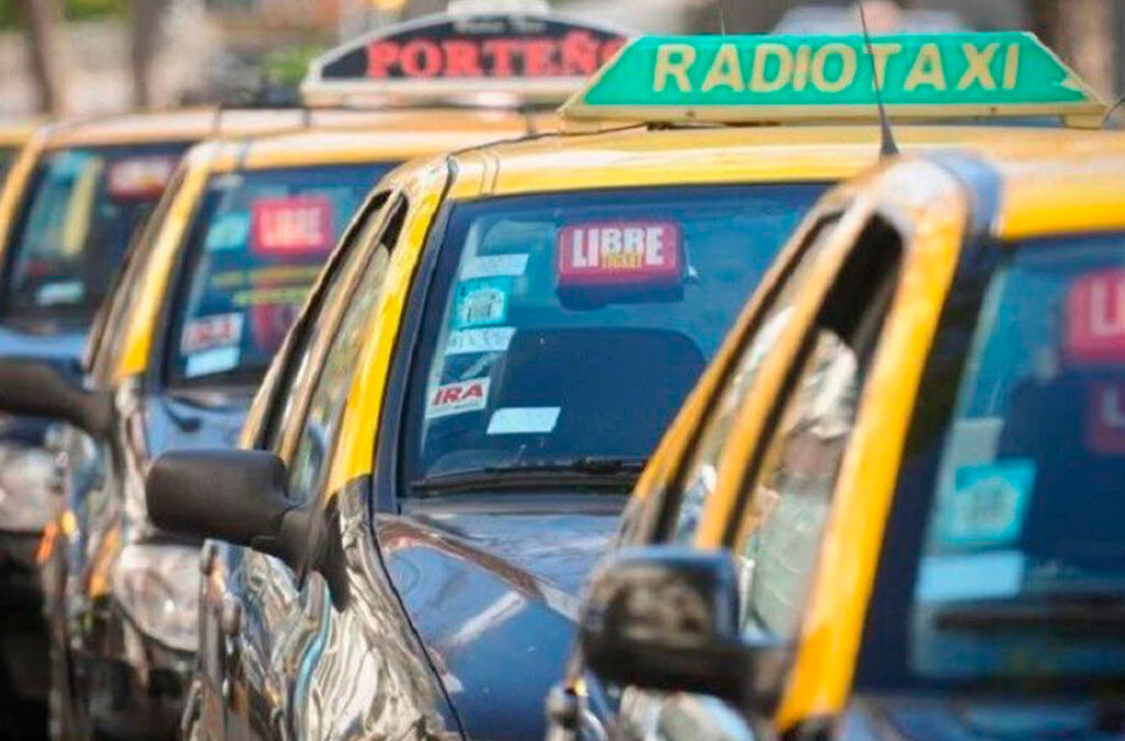 Taxistas se suman al paro del 24 de enero y afirman que es el «primer round» entre el Gobierno y la CGT
