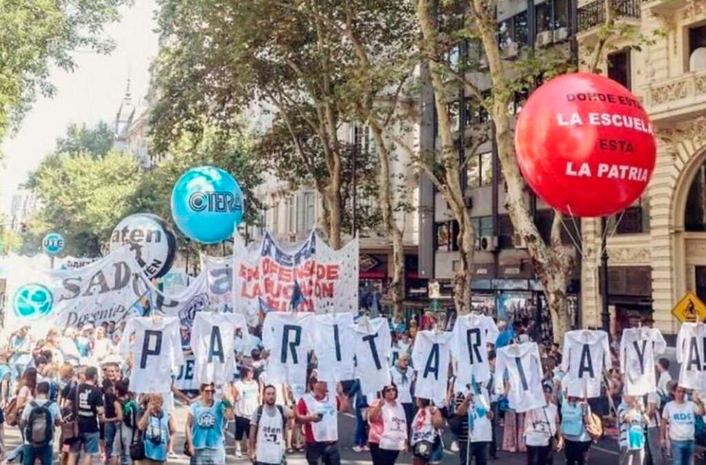 Paritarias: 9 gremios concretaron aumentos en enero 2024 y Comercio sigue en espera