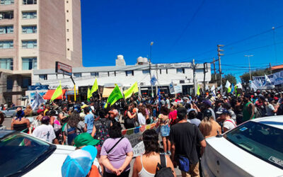 Trabajadores de Puerto Madryn movilizados en adhesión al paro nacional