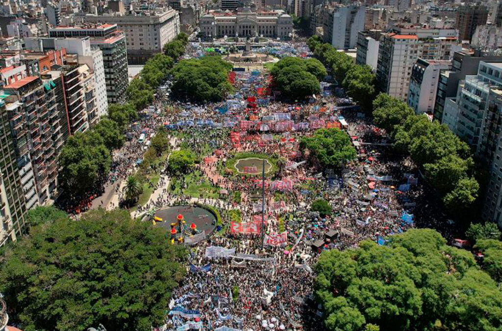 La mesa chica de la CGT se reunirá esta semana para definir una posición