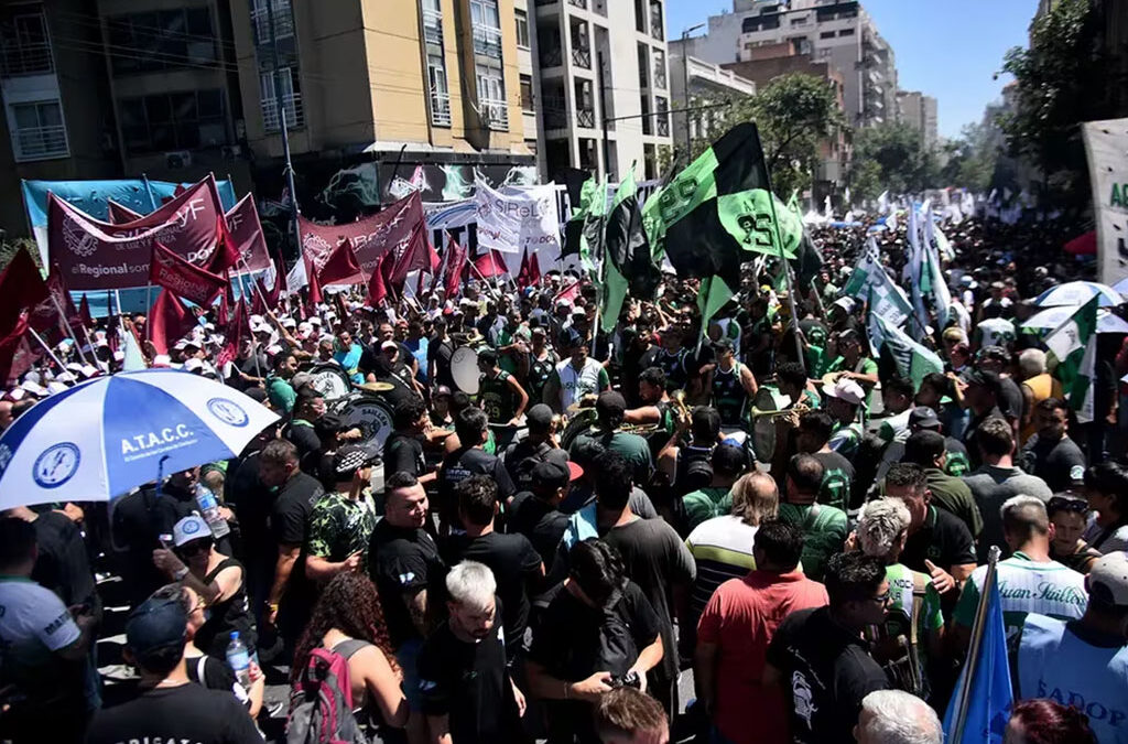 “Ley ómnibus”: la CGT Córdoba pide a los diputados de la provincia votar en contra