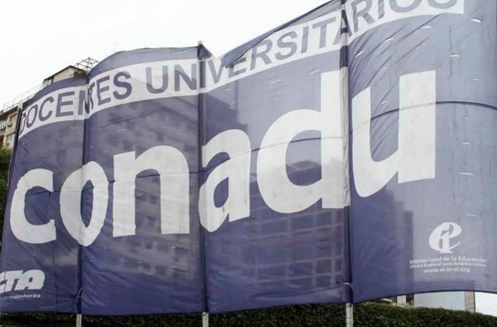 Conadu le exigió al gobierno nacional “el pago en tiempo y forma de los salarios universitarios”