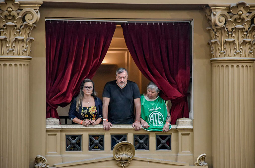 ATE en el recinto de sesiones de Diputados demandó el rechazo a la Ley Ómnibus