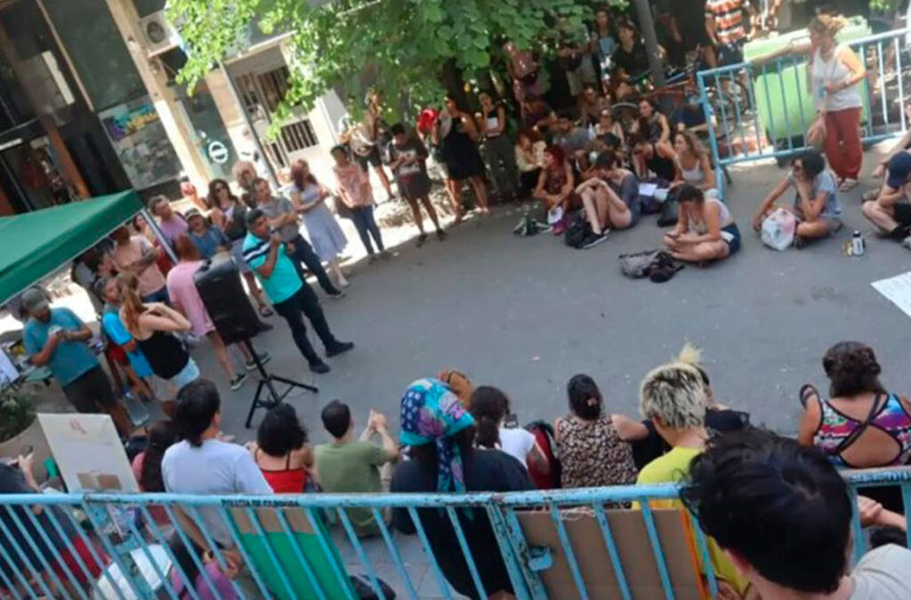 En todo el país se multiplican las asambleas por los despidos en el Conicet