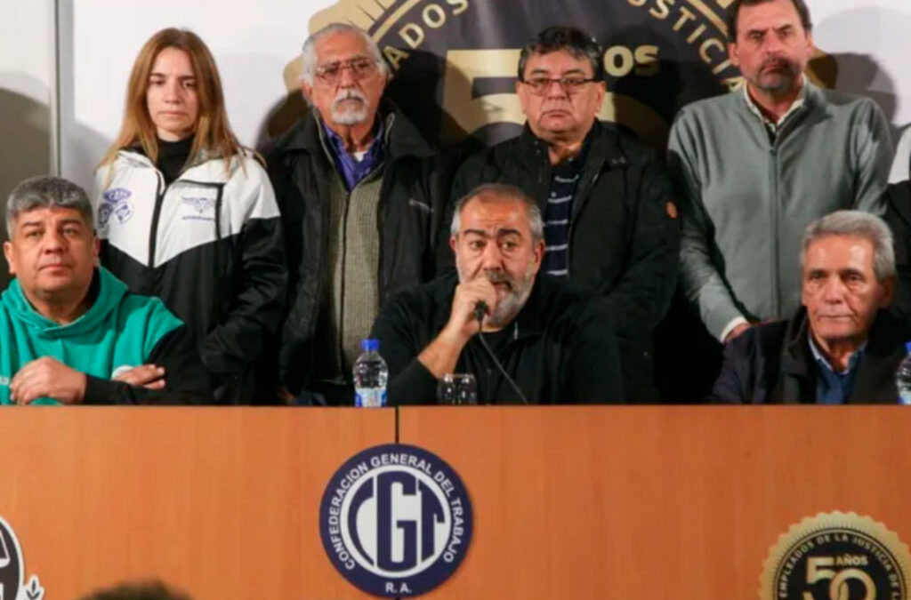 Con su promesa incumplida, Pettovello puso a la CGT codo a codo con la UTEP