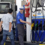 Trabajadores de estaciones de servicio acuerdan un aumento del 43%