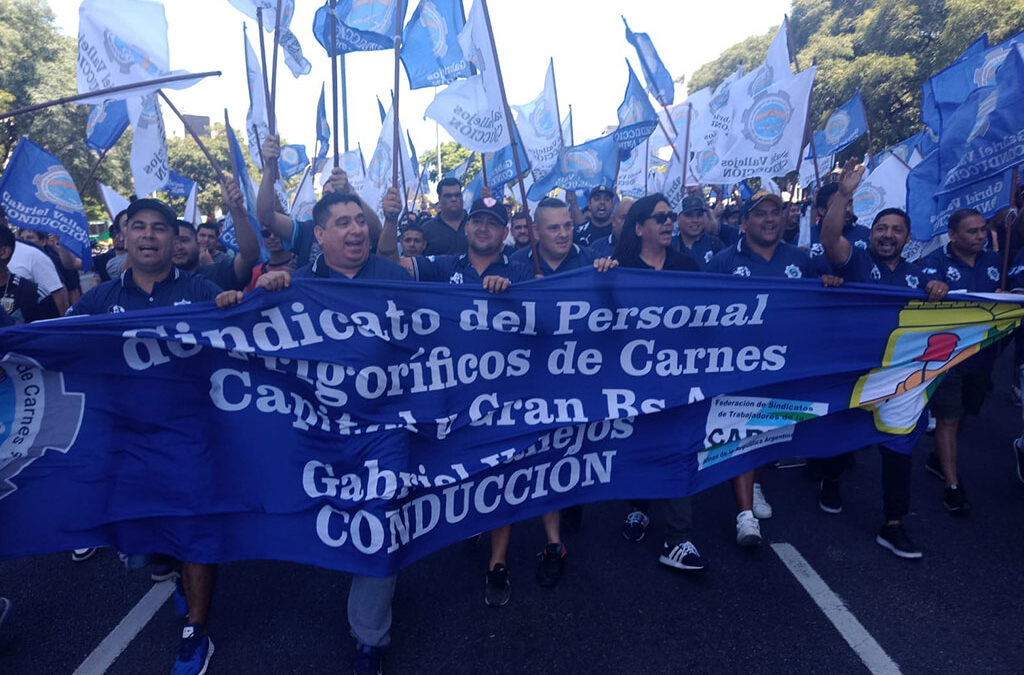 Gremios de la carne cierran el año paritario con un aumento acumulado del 230%