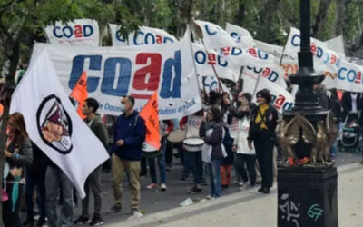 Los docentes de la UNR advierten que se complica el inicio de clases