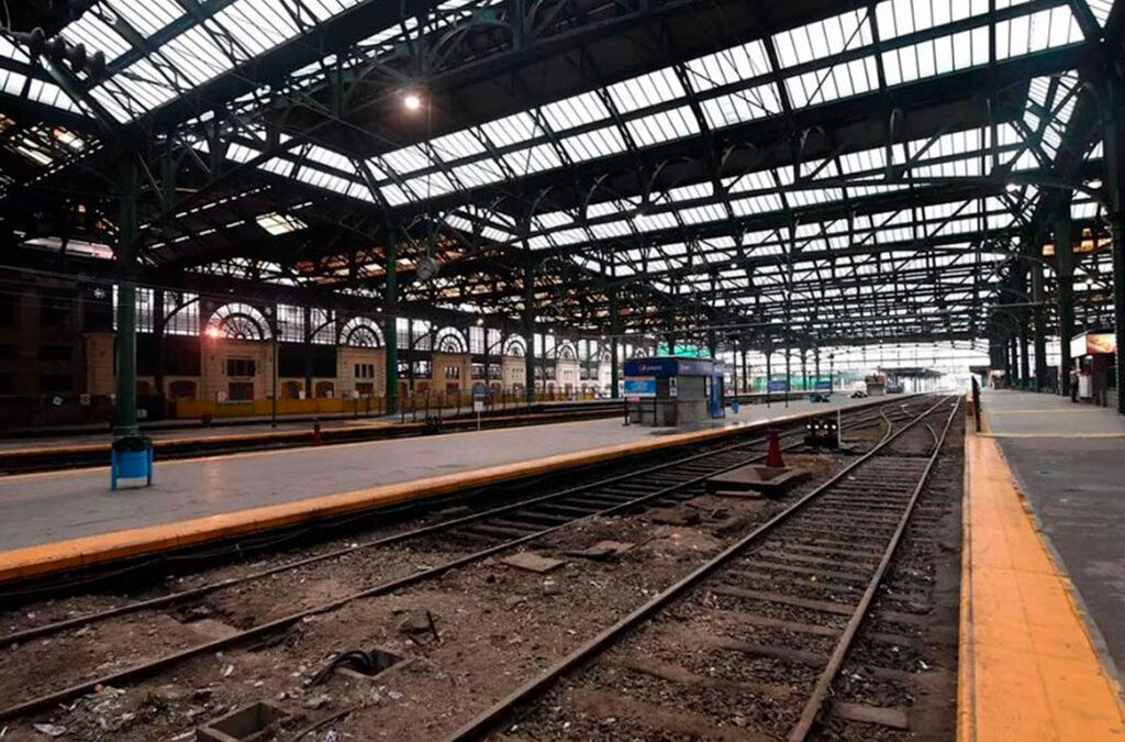 Los gremios le declaran la guerra a Milei: tras el paro de trenes hay otros tres confirmados y se vienen más