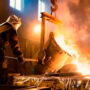 La producción industrial cayó 4,8% entre diciembre y enero