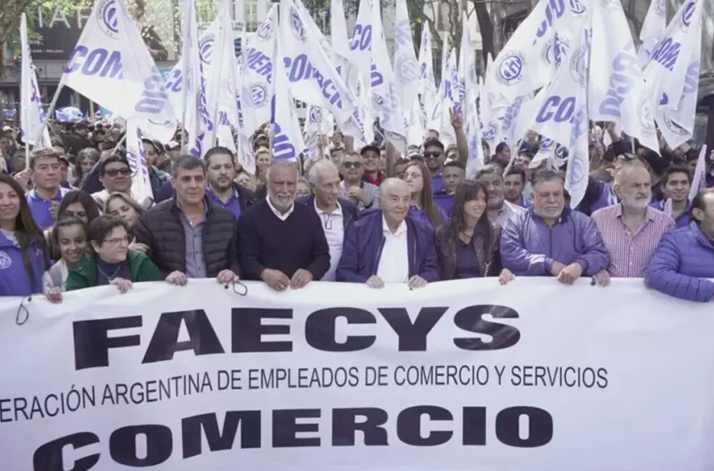 La Federación de Empleados de Comercio acordó un incremento salarial de 17,6%