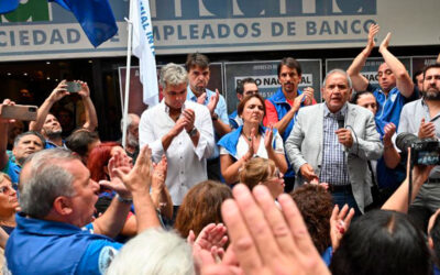 Los bancarios acordaron un salario inicial de más de 1 millón de pesos