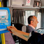 Viáticos: 6 de cada 10 trabajadores podrían dejar el empleo si les exigen presencialidad plena por el precio del transporte