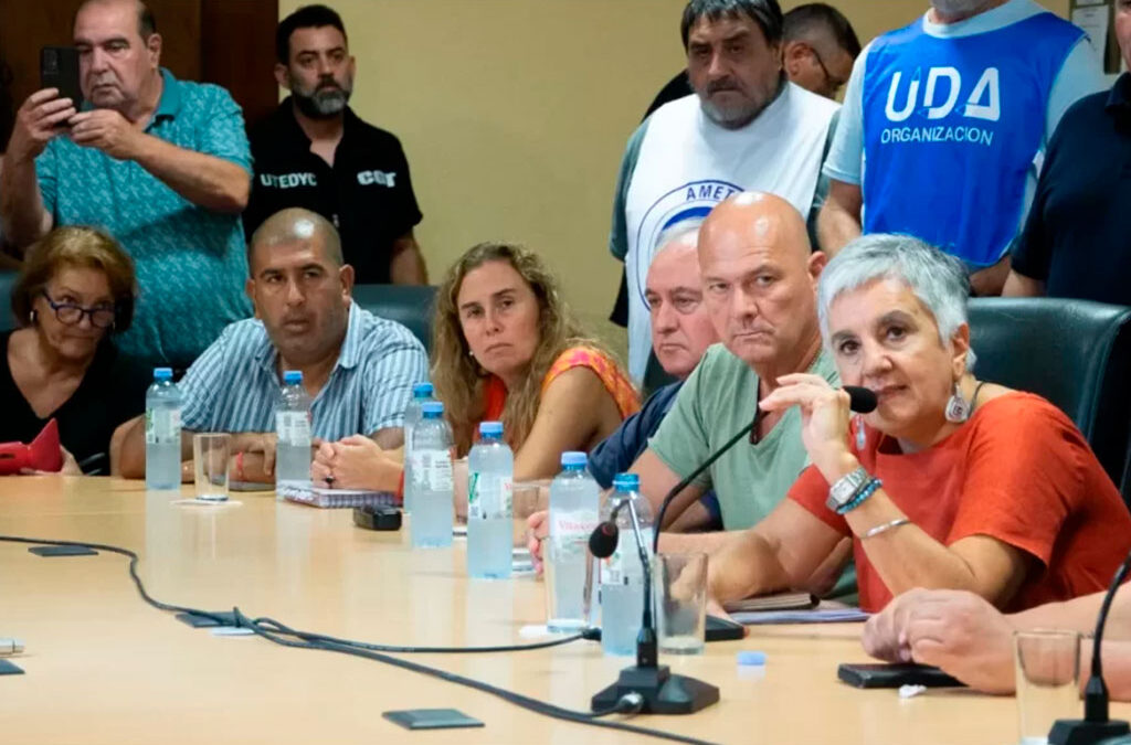 Paro docente el lunes: los gremios ya prevén un escenario de conflicto permanente con el gobierno