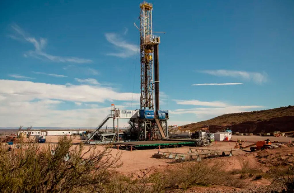 Paro de Camioneros en empresas petroleras: cómo afecta a Neuquén y Río Negro