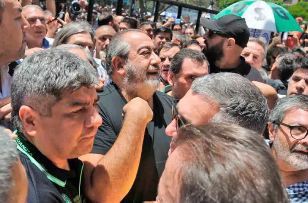 La CGT se pone al frente de la ‘resistencia’ contra el ajuste