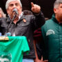 Camioneros: el gobierno busca voltear el acuerdo salarial que ya estaba cerrado y Moyano prepara un paro