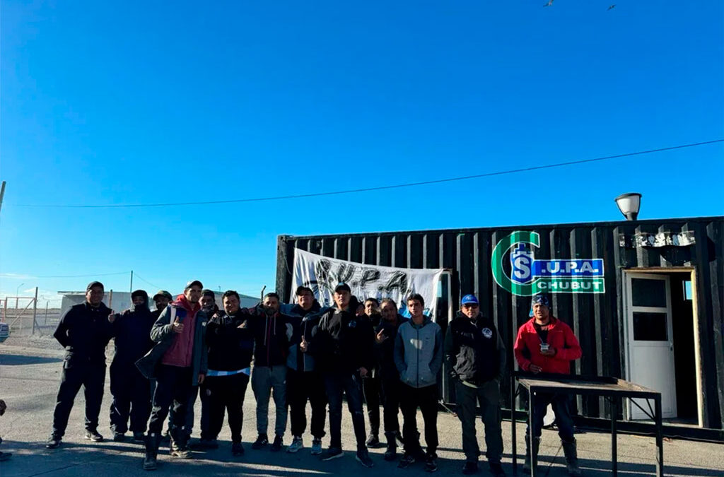 Estibadores liberaron el acceso al puerto de Comodoro: “Prefectura nos dijo que iba a aplicar el protocolo antipiquetes”
