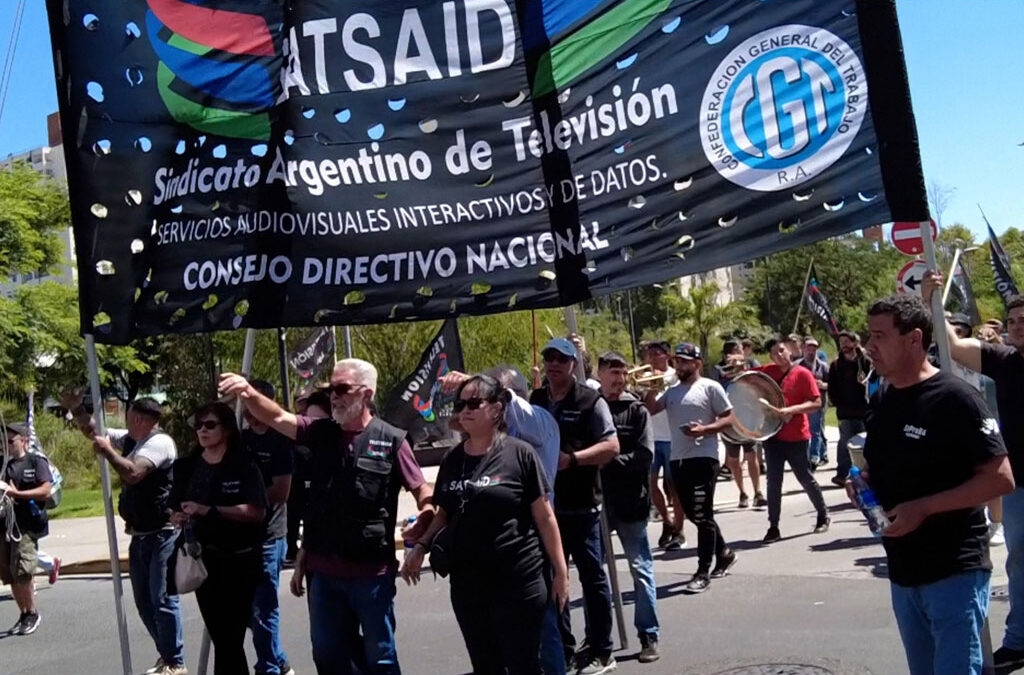 Con los sueldos congelados, el Sindicato de Televisión paraliza las tareas tres horas por turno este jueves y viernes