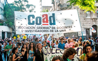 Docentes de la UNR se suman al paro del Frente Sindical de las Universidades Nacionales