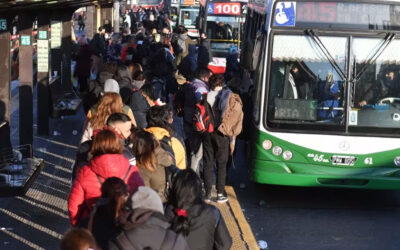 Paro de colectivos en el AMBA: el Gobierno giró fondos y las líneas empezaron a normalizar el servicio