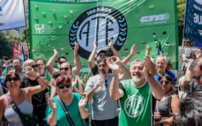 Aguiar dijo que coincidió con Moyano en ir a otro paro general y aseguró que el gobierno busca «la erradicación de todos los derechos, la destrucción de los puestos de empleo y la demolición de los ingresos»