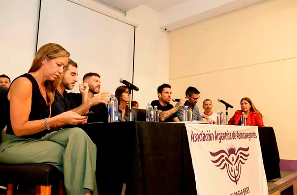 Aeronavegantes se declararon en «estado de alerta y movilización» ante el escenario complejo del sector
