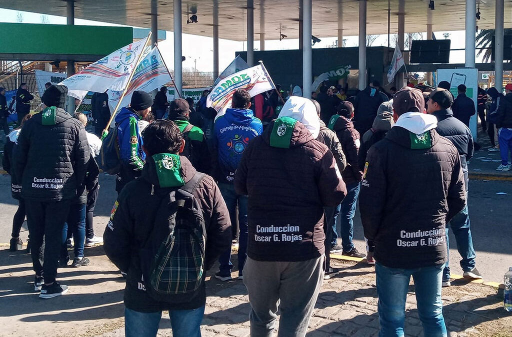 Trabajadores de Maestranza cierran un 37% de aumento bimestral tras el ultimátum a los empresarios