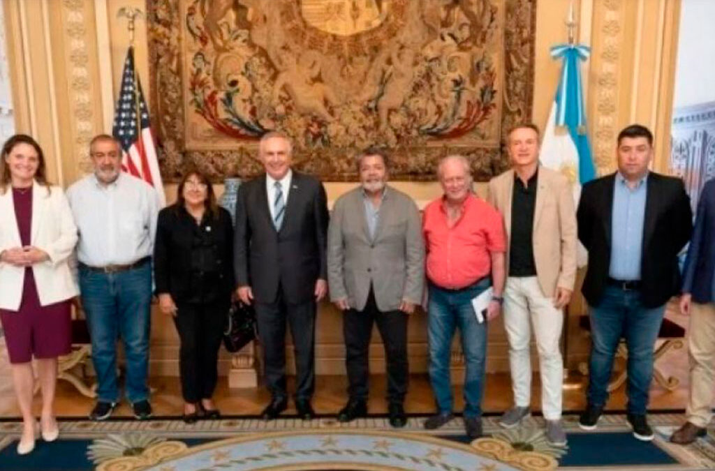 El embajador de los Estados Unidos recibió a la cúpula de la CGT
