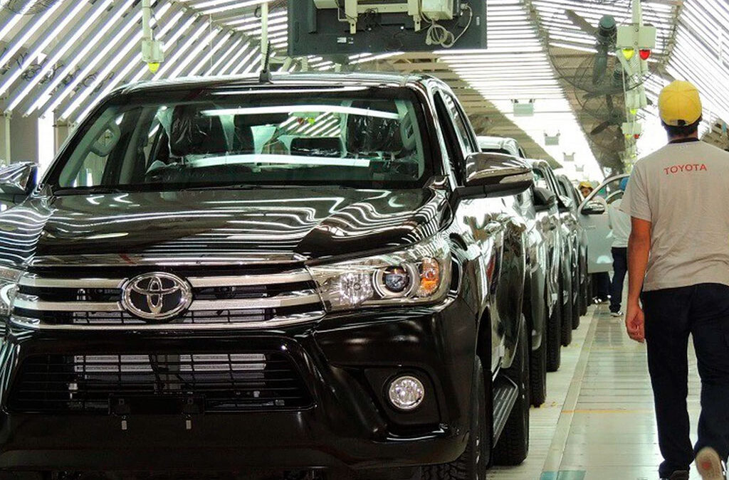 Pésima señal para la industria automotriz: Toyota, la empresa más dinámica del sector, lanza un plan de retiros voluntarios