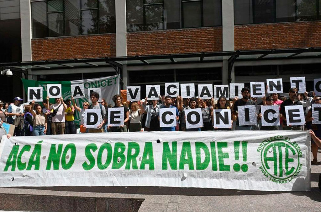 Despidos en el Conicet: «Les van a dar los números, pero el índice de desempleo va a subir un 30% más»