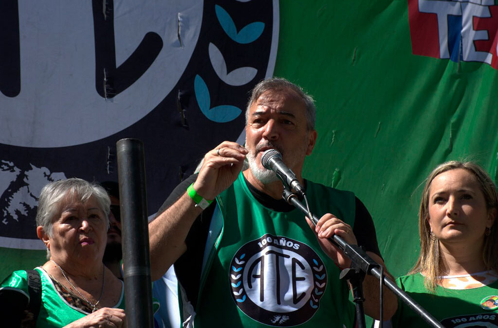 ATE convocó a un paro nacional tras la baja de 70.000 contratos estatales que anunció Milei