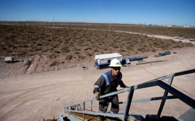 YPF inició el proceso de venta de 55 áreas de petróleo y gas para concentrarse en Vaca Muerta