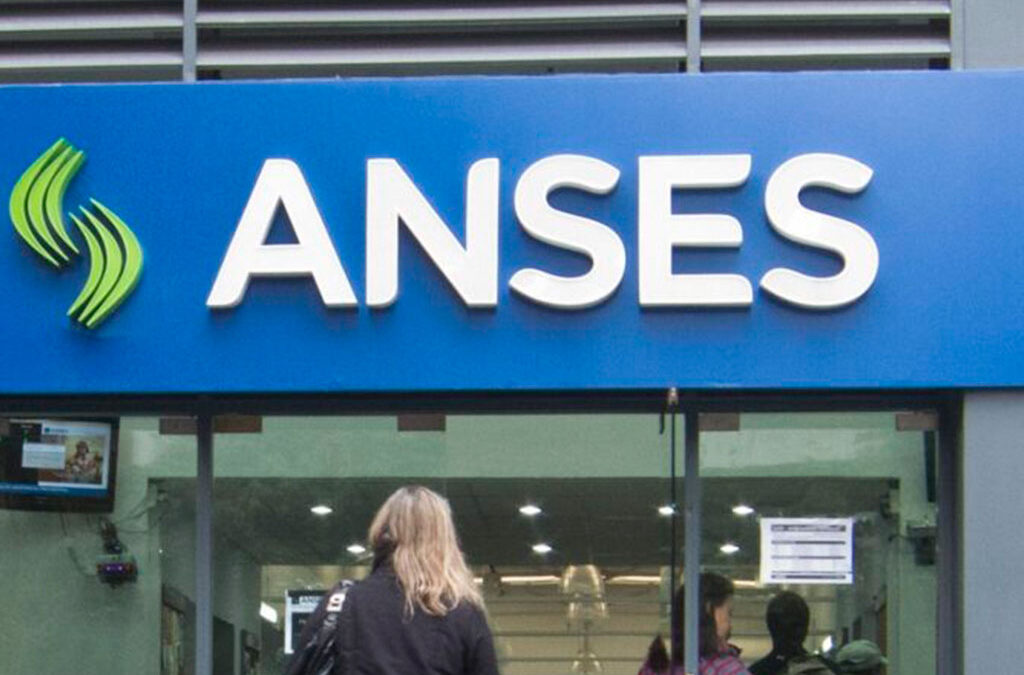 Trabajadores de ANSES van al paro contra el ajuste y los despidos en todo el país